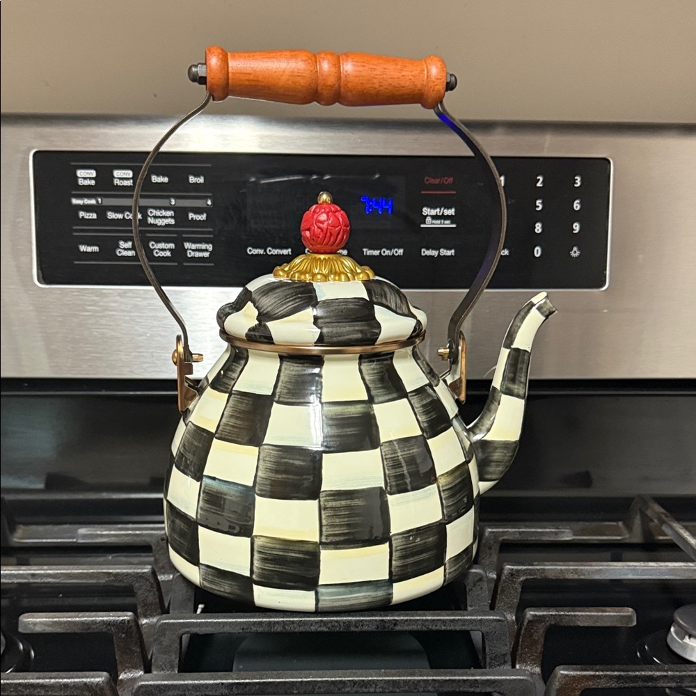 BRAND NEW MacKenzie-Childs Black and White Checkered Teapot with Red Accent